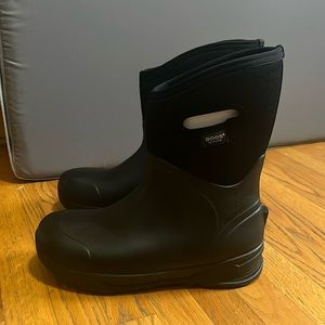 BOGS - Men’s Bozeman Mid Size 11 NWT